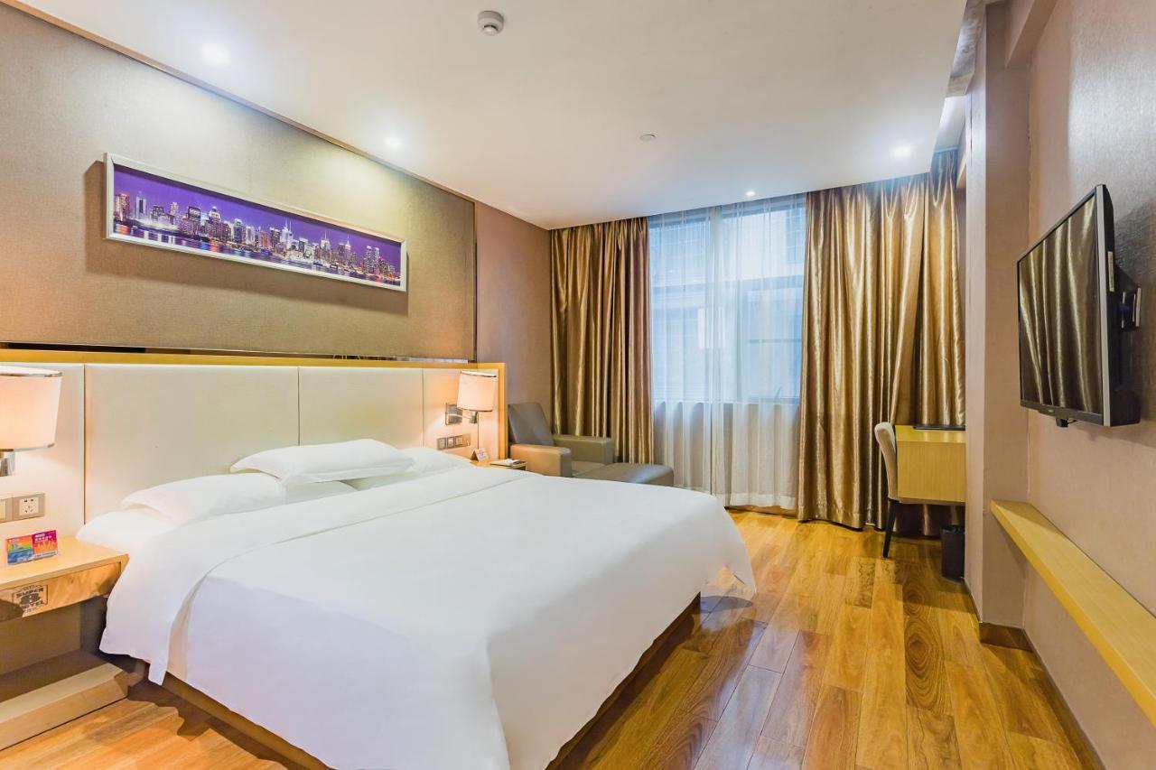 Super 8 Hotel Select Guangzhou Railway Station Xicun Subway Station Exterior photo