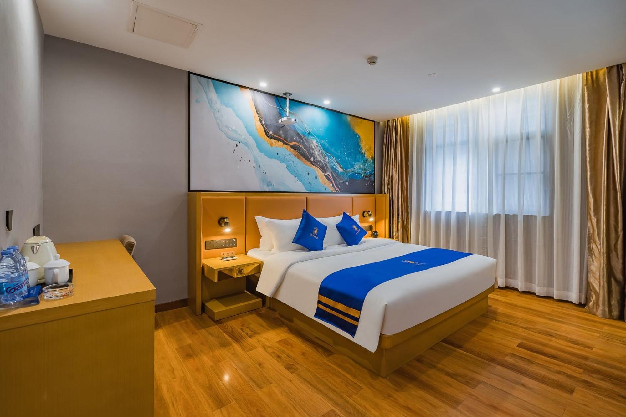Super 8 Hotel Select Guangzhou Railway Station Xicun Subway Station Exterior photo